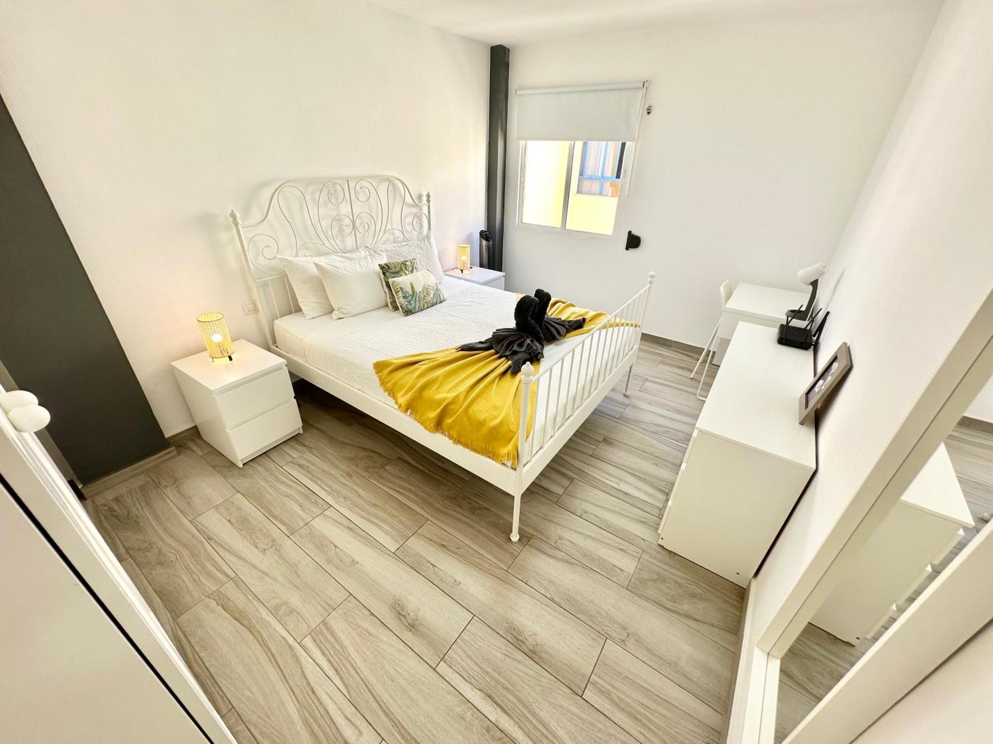 קורלחו Mango Sorbet Super Central, 3 Desks, High Speed Internet, 3 Bedrooms And 2 Bathrooms מראה חיצוני תמונה